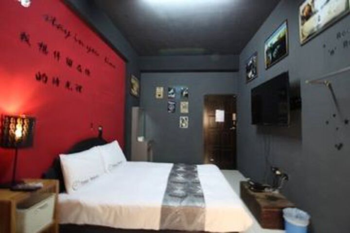 Room 30 of 44