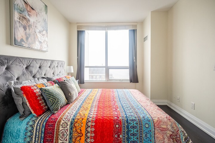 Room 34 of 279