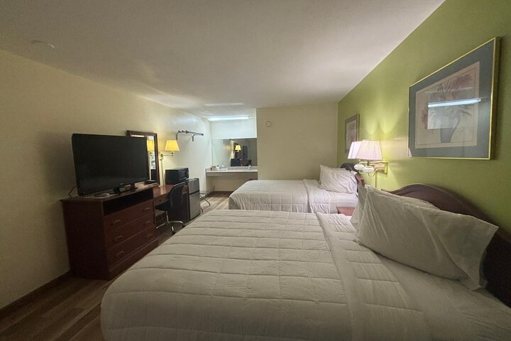 Basic Single Room (1 of 2)