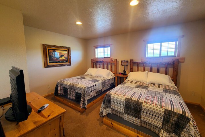 Room 9 of 38