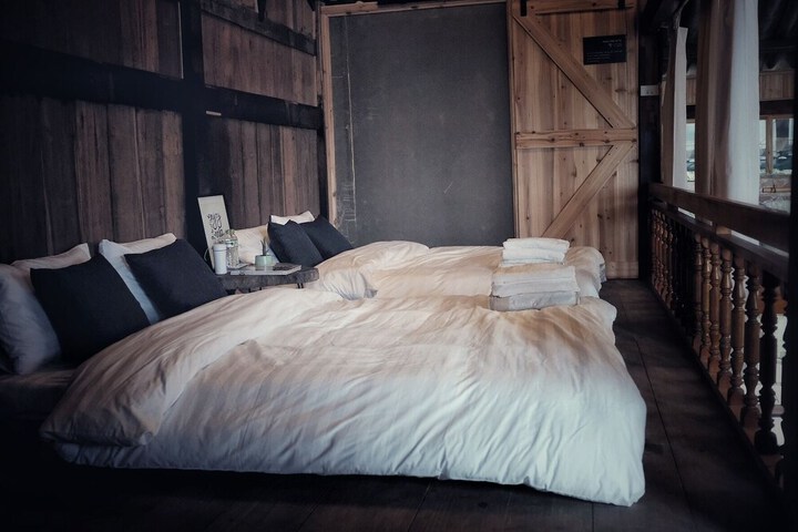 Room 9 of 73