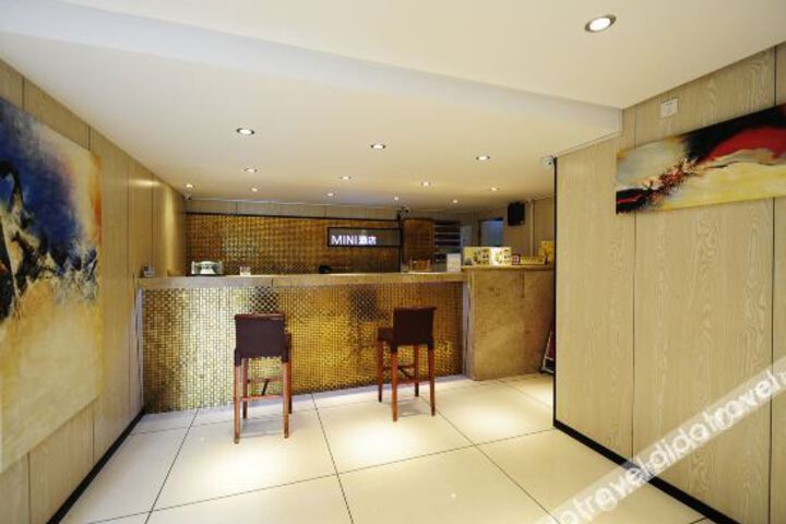 Hotel Interior 11 of 31