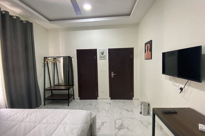 Room 2 of 13