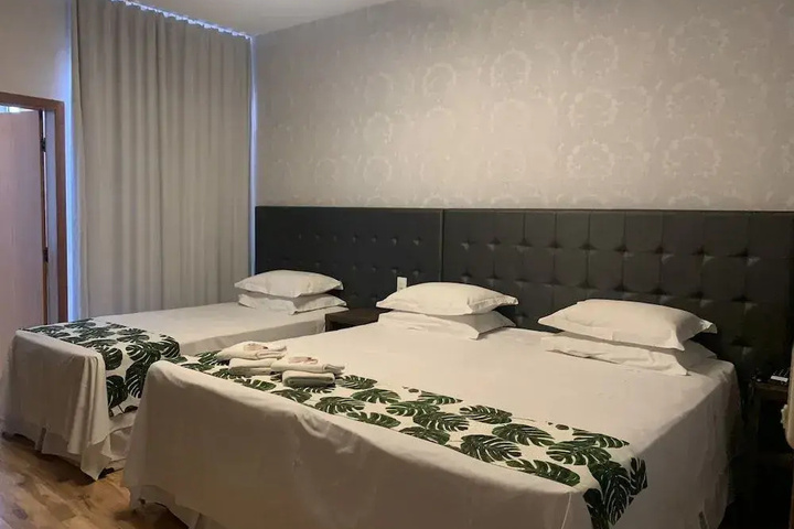 Room 6 of 21