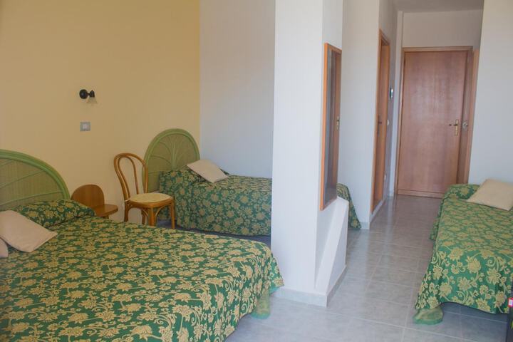 Room 7 of 67