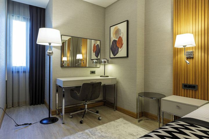 Room 19 of 61