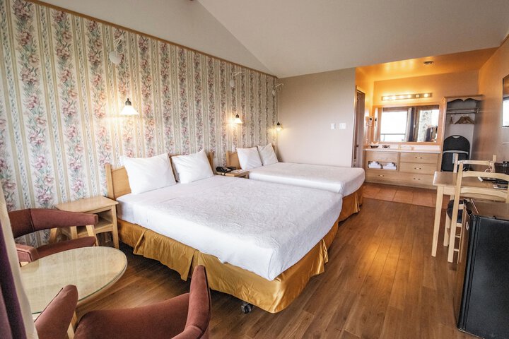 Room 34 of 81