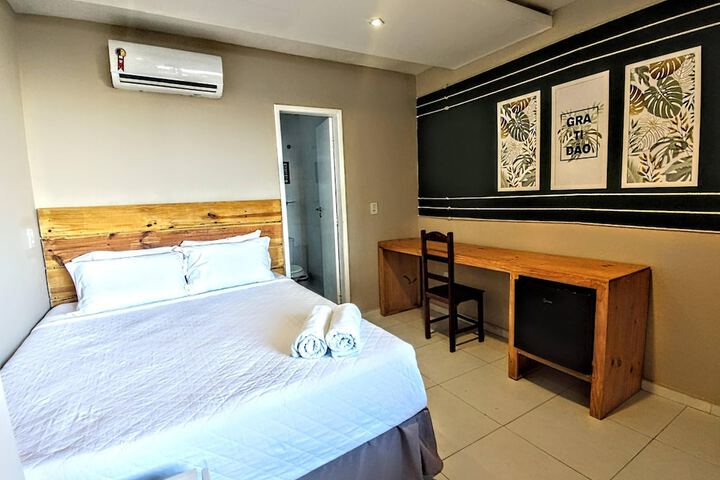 Room 2 of 27
