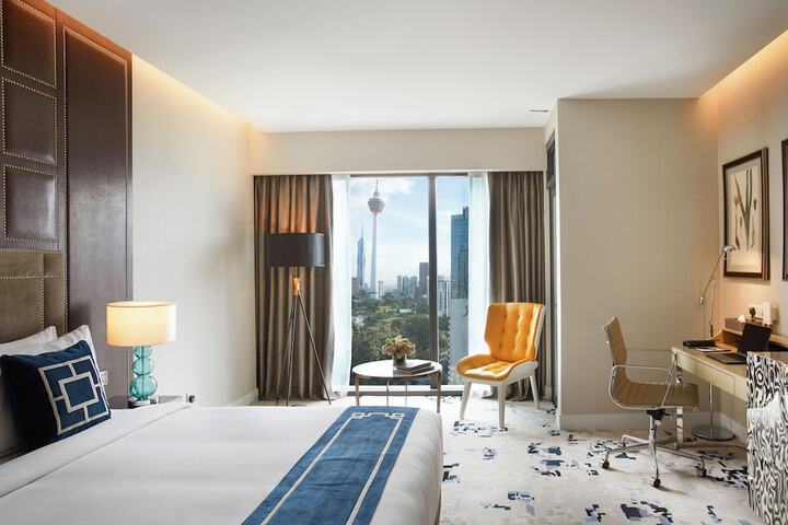 Room 25 of 60