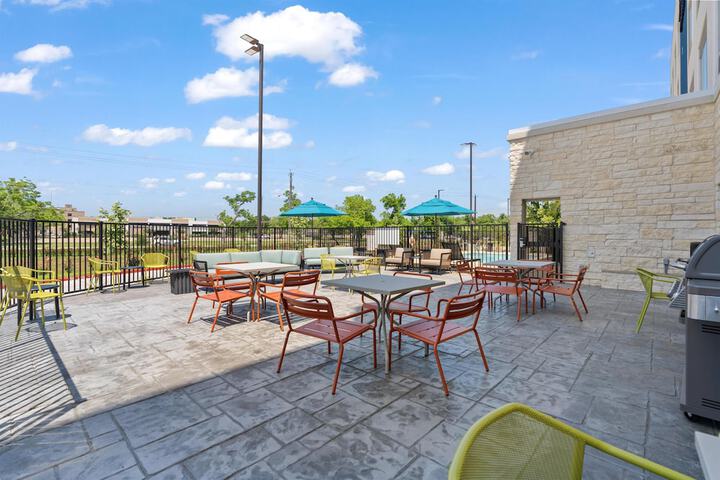 Terrace/Patio 30 of 33