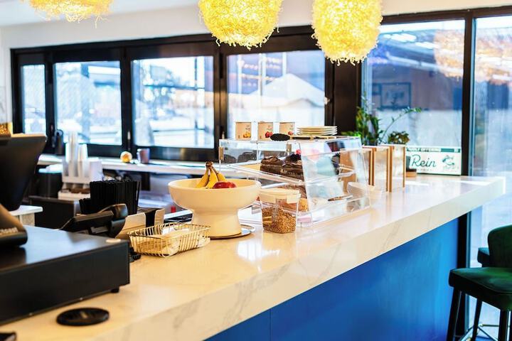 Breakfast/Coffee Service 51 of 67