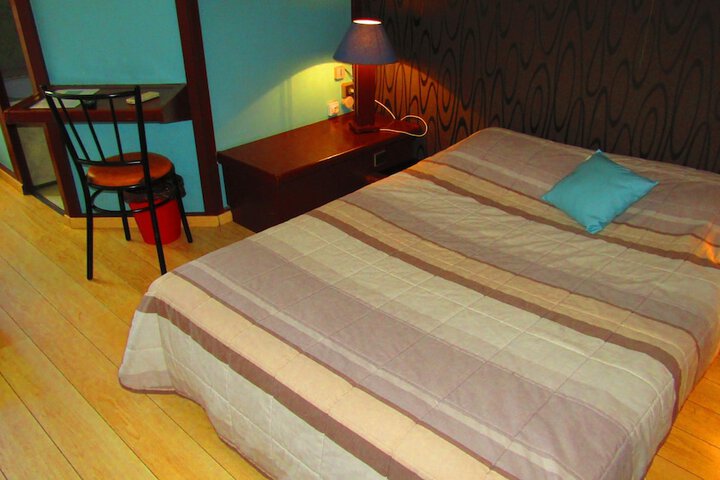 Room 20 of 64