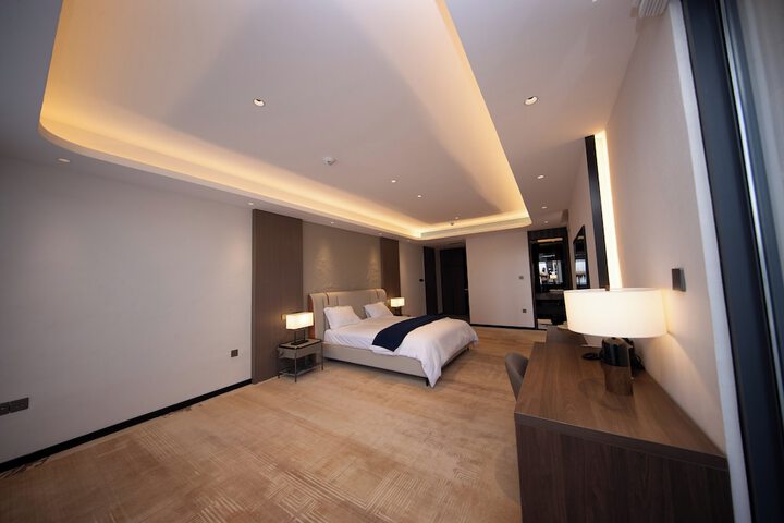 Room 43 of 148