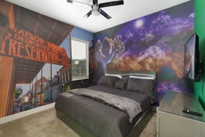 Room 42 of 46
