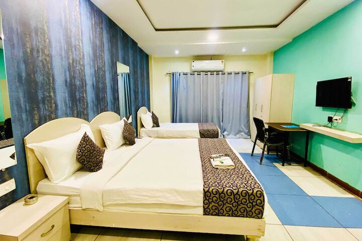 Room 21 of 31