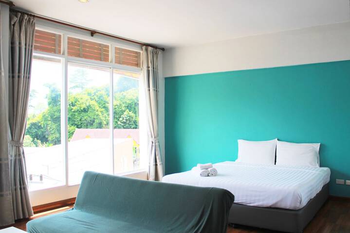Room 46 of 112