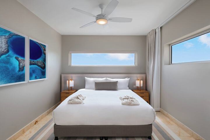 Room 18 of 114