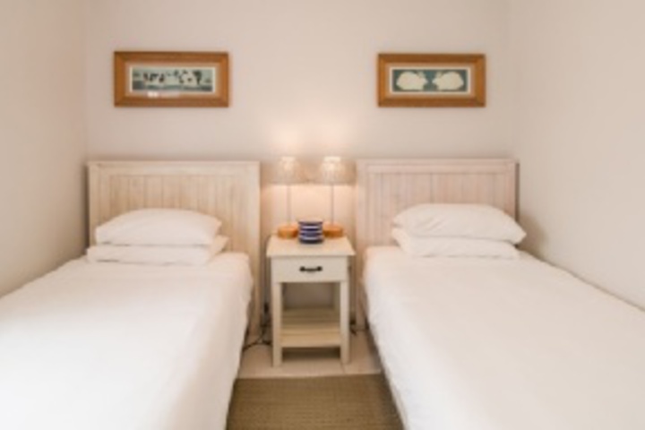 Room 167 of 648