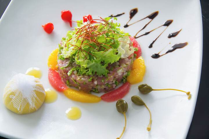 Dining 76 of 124