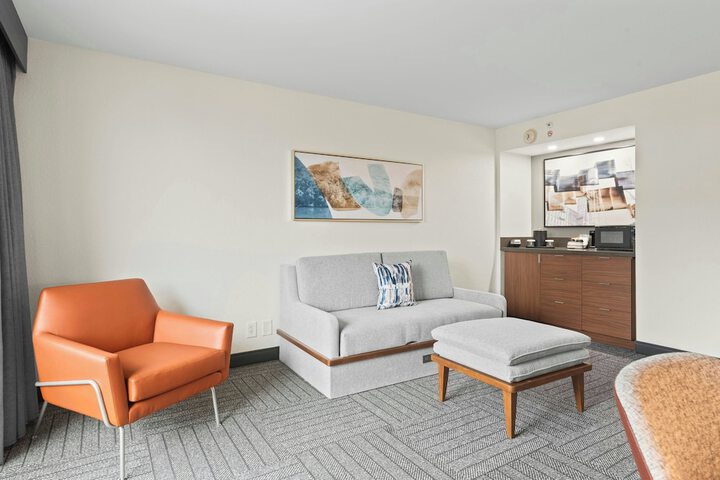 Room 42 of 72