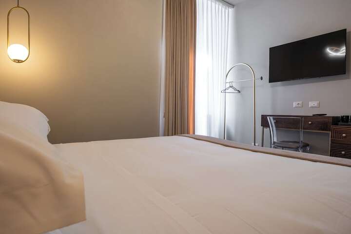 Room 41 of 78
