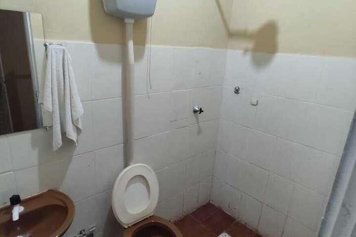 Room 15 of 18