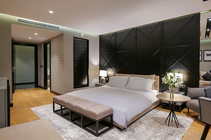 Room 19 of 201