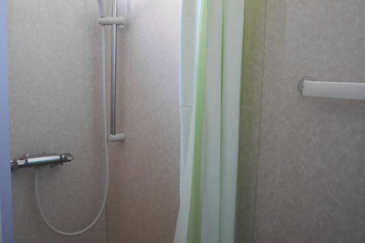 Room 16 of 33