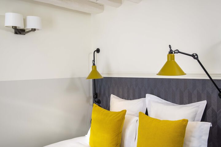 Room 5 of 42