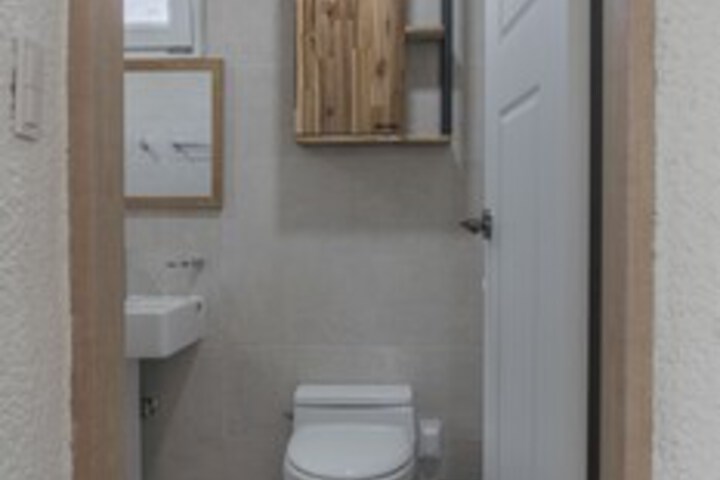 Room 10 of 130