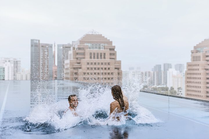 Pool 51 of 102