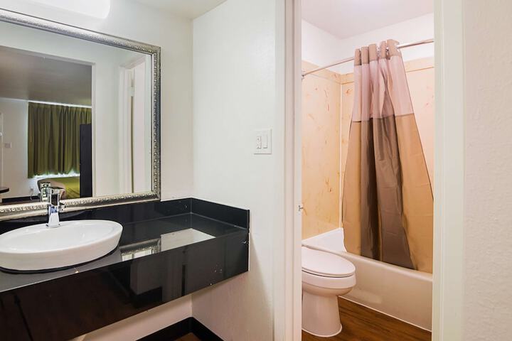 Clean Restrooms