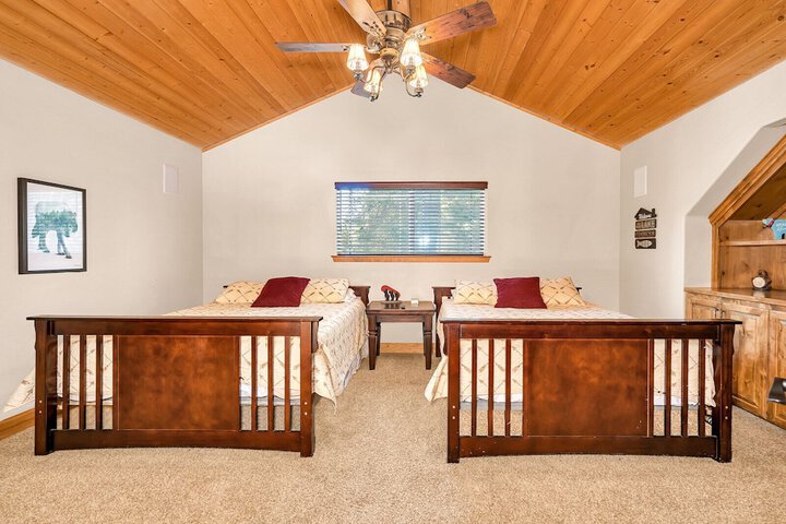 Room 4 of 48