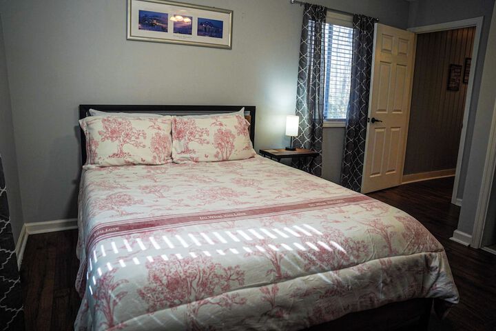 Room 11 of 232