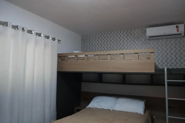 Room 2 of 16