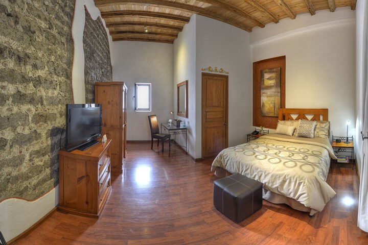 Room 7 of 59
