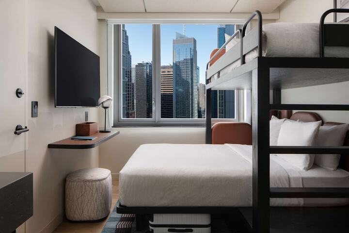 Room 27 of 57