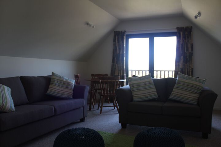 Room 10 of 31