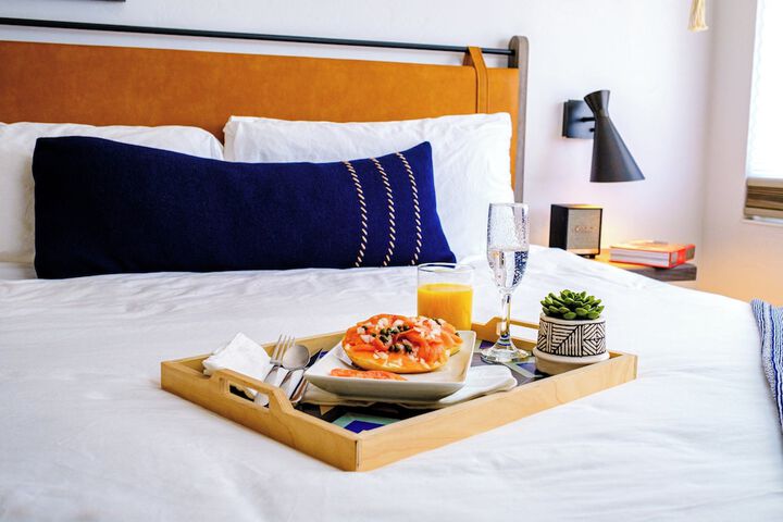 Room amenity