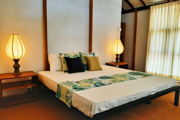 Room 3 of 47