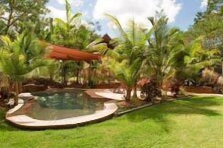 Hotel Pool