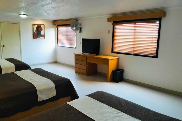 Room 20 of 34