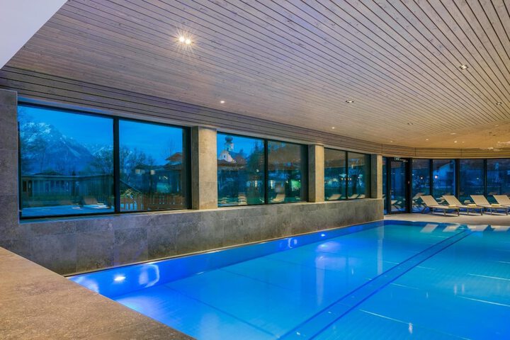 Pool 18 of 54