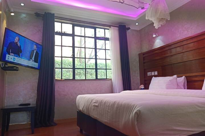 Room 5 of 15