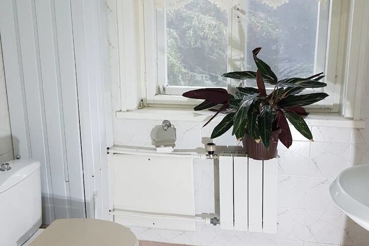 Room 11 of 30