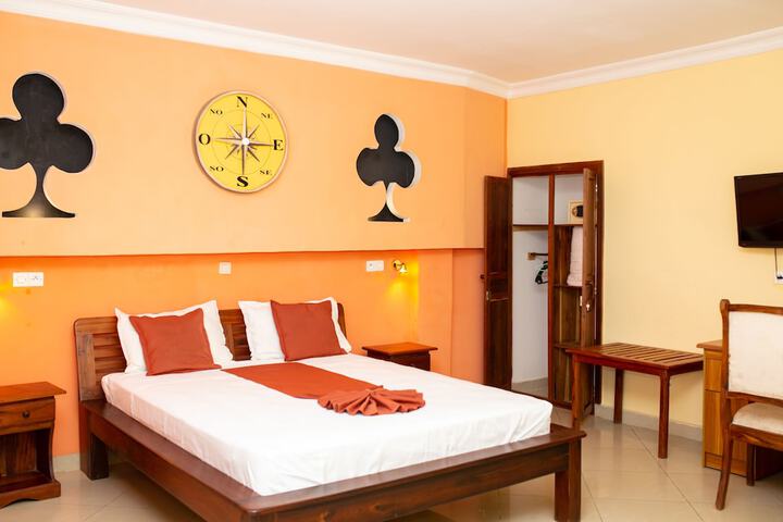 Room 10 of 50