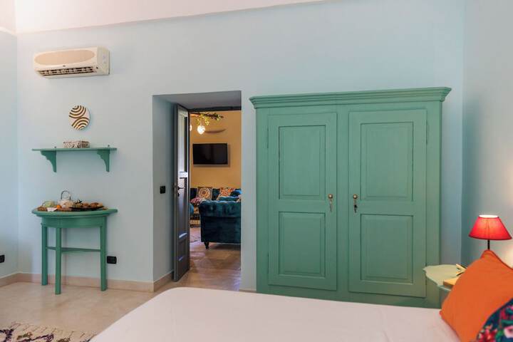 Room 14 of 134