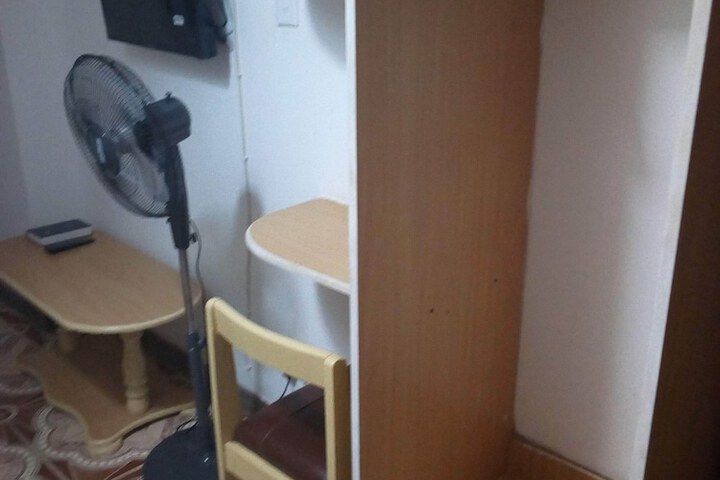 Room 42 of 73