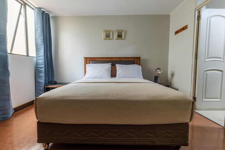 Room 46 of 94