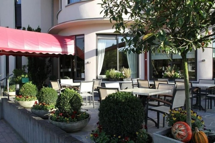 Hotel 44 of 44